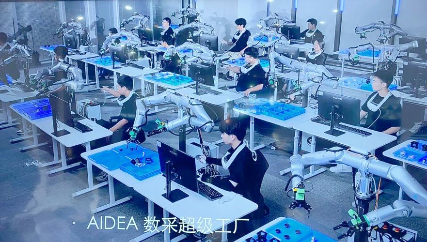 智元機器人雙管齊下:go